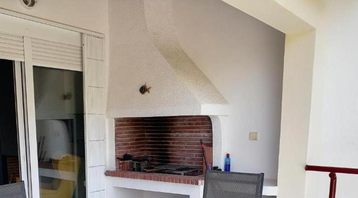 Suitetrails - Beach n Fun BBQ Fireplace
