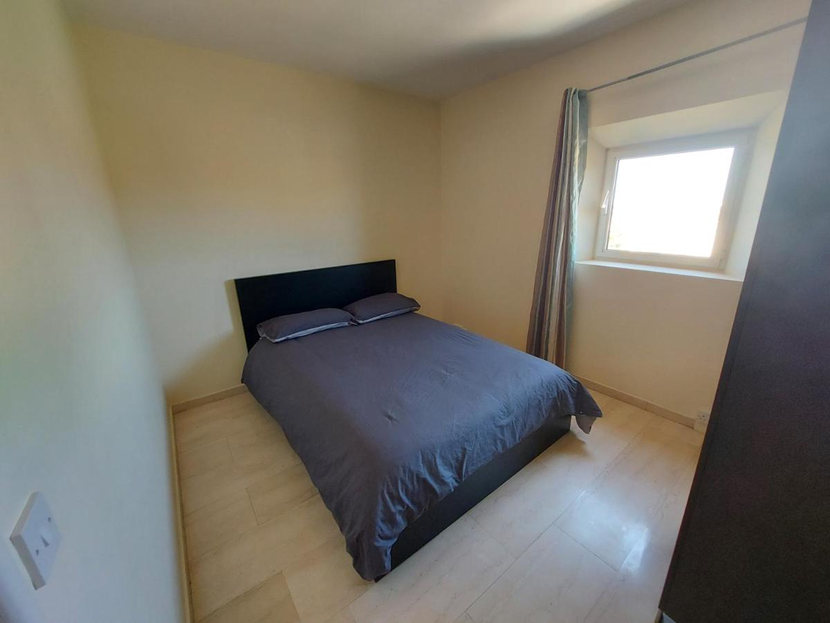 Central 1 Bedroom Apartment in Gibraltar - Housity