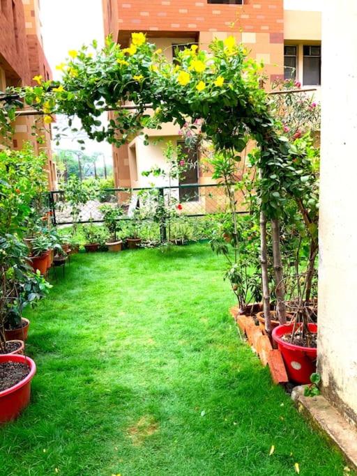 Entire 3 bedroom Duplex Villa with Garden at Vedic - Housity