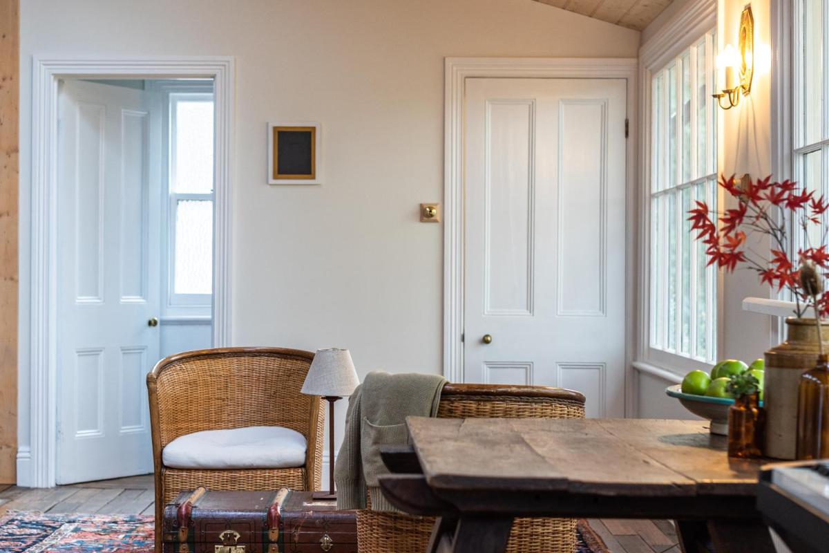 European Style House - Housity