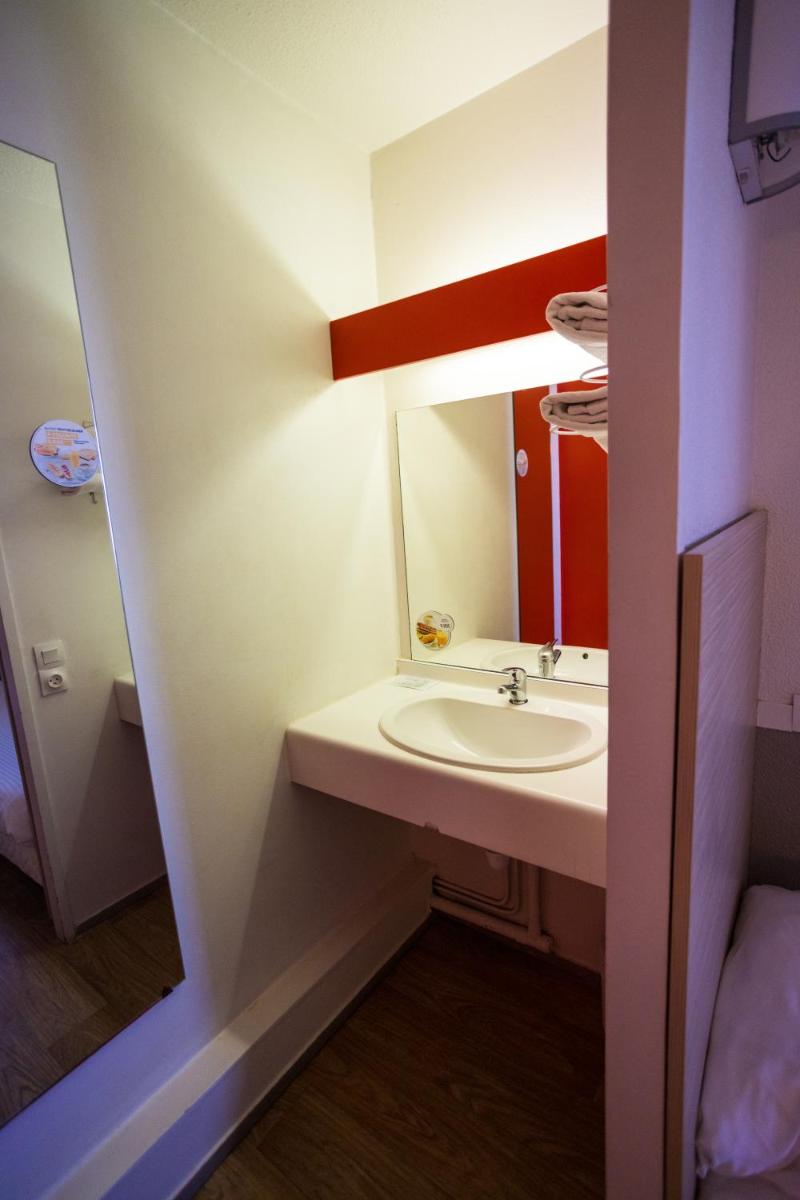 Première Classe Cherbourg - Tourlaville - Housity