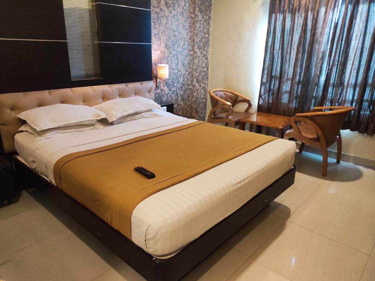 Hotel Vaishnavi - Housity