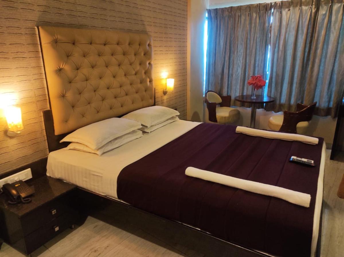 Hotel Vaishnavi - Housity