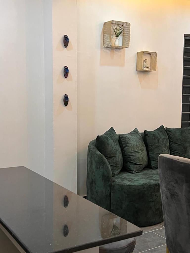 Luxury 2 bedroom flat with pool at kingsland Lekki - Housity