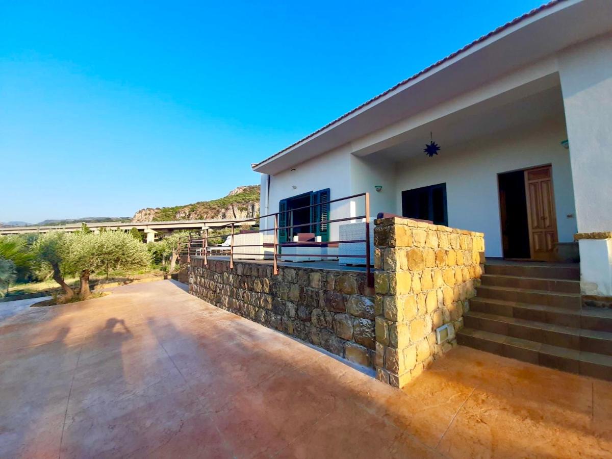 RELAIS COUNTRY HOUSE - TERRACE on AEOLIAN ISLANDS - Housity