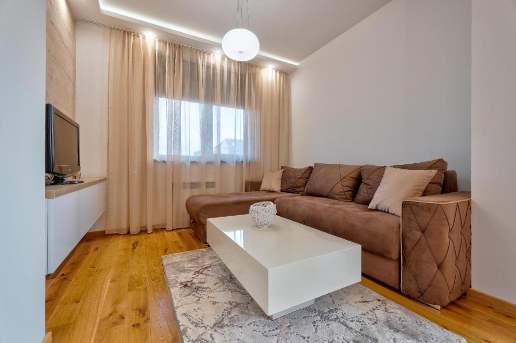 Apartman Lux Titova Vila Plus Sony PS - Housity