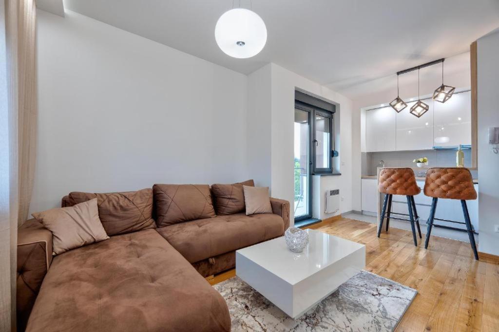 Apartman Lux Titova Vila Plus Sony PS - Housity
