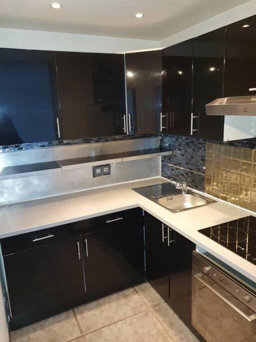 Love Room Appartement avec jacuzzi - Hizvo
