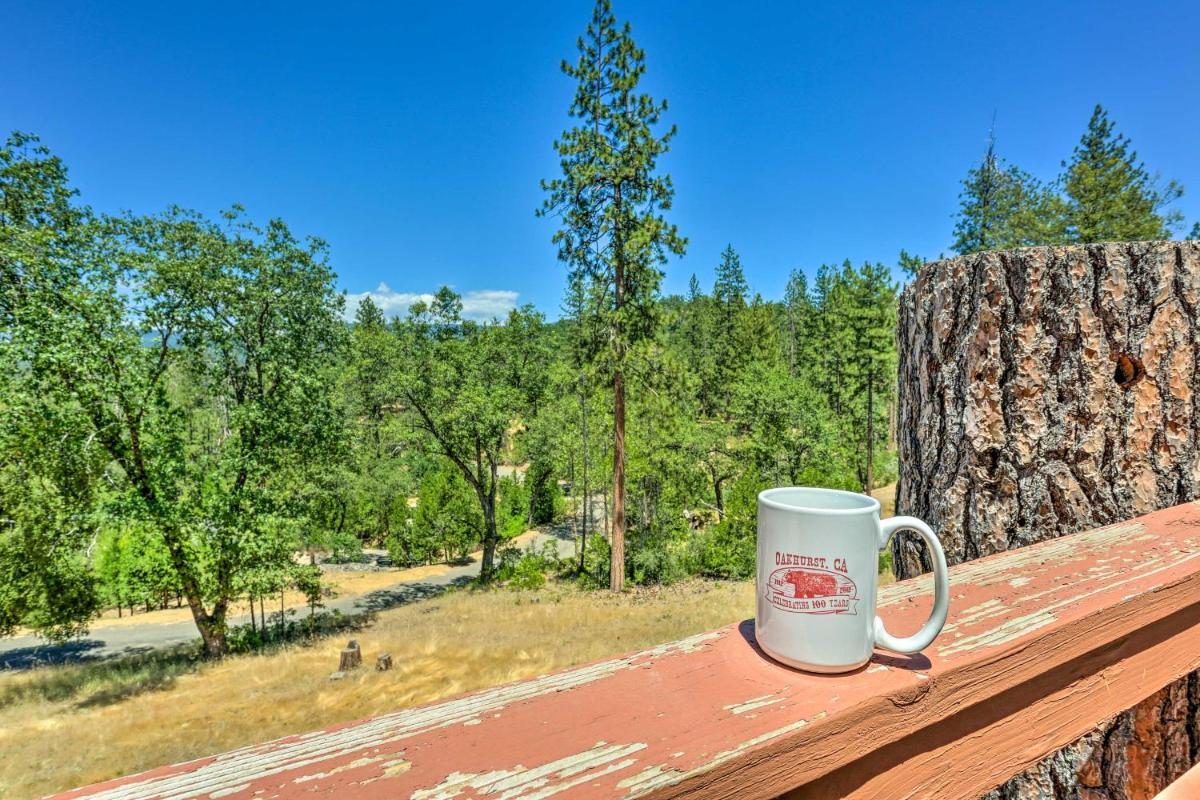 Serene Oakhurst Cabin with Hot Tub and Mtn Views! - Housity