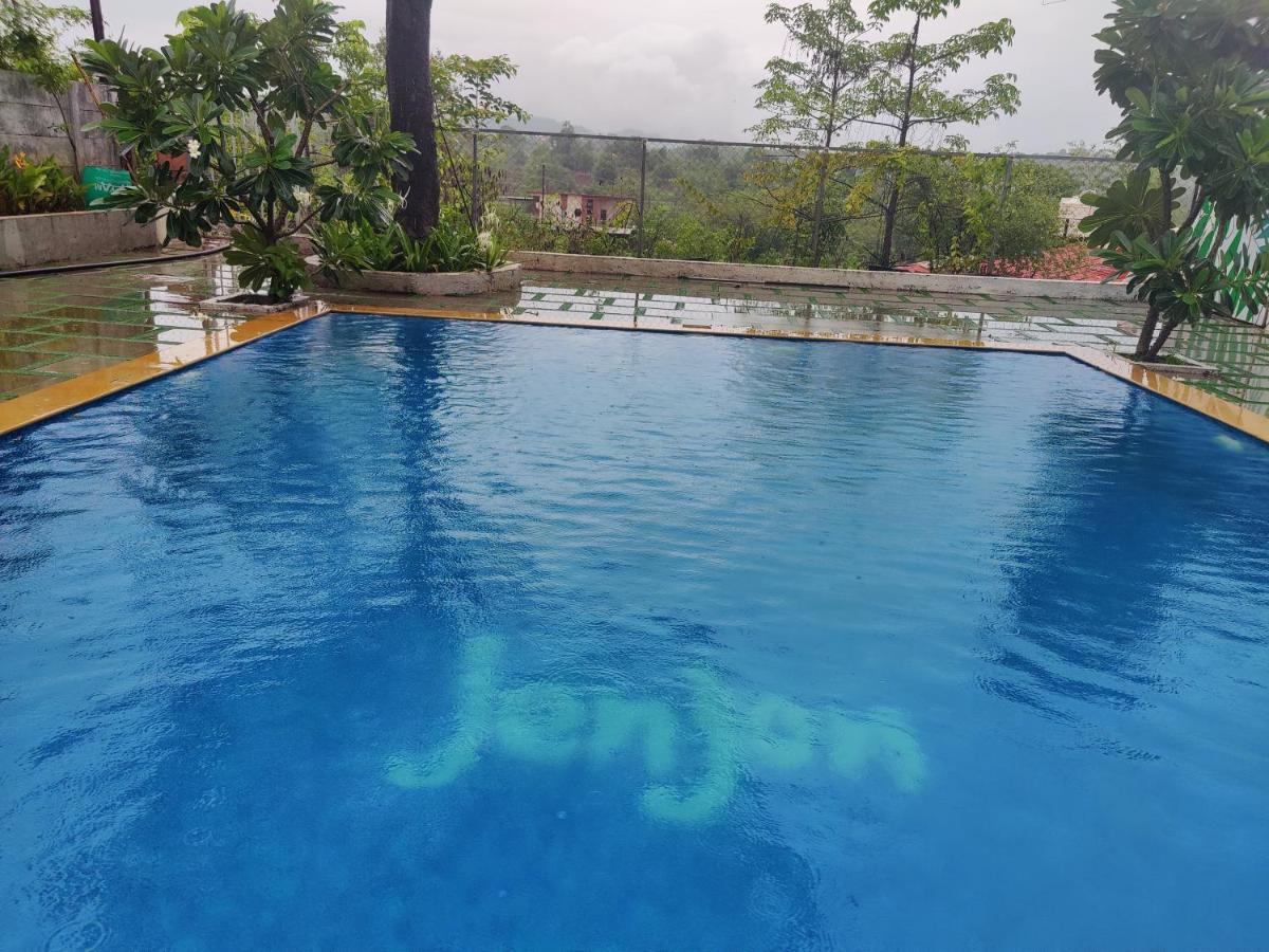 JenJon Karjat Resort - One BHK Premium Chalet with optional SWIMMING POOL - Housity