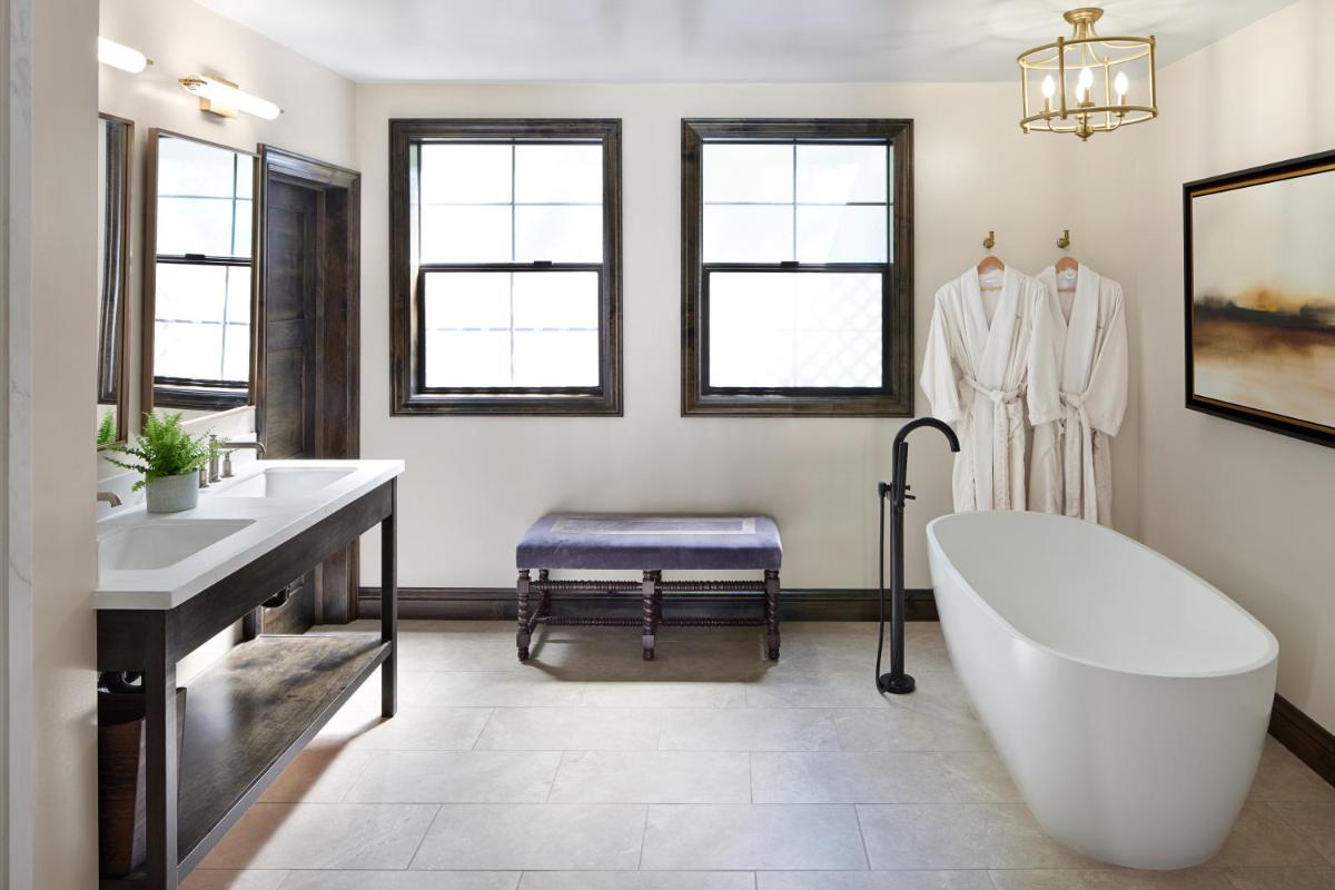 Kenwood Inn & Spa - Housity