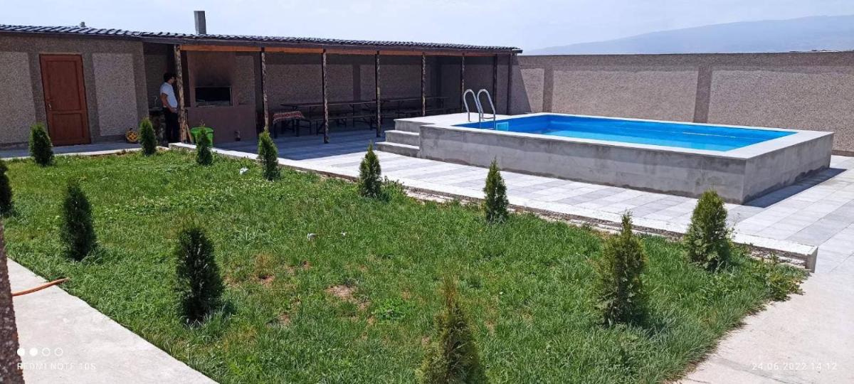 Family Villa - Housity