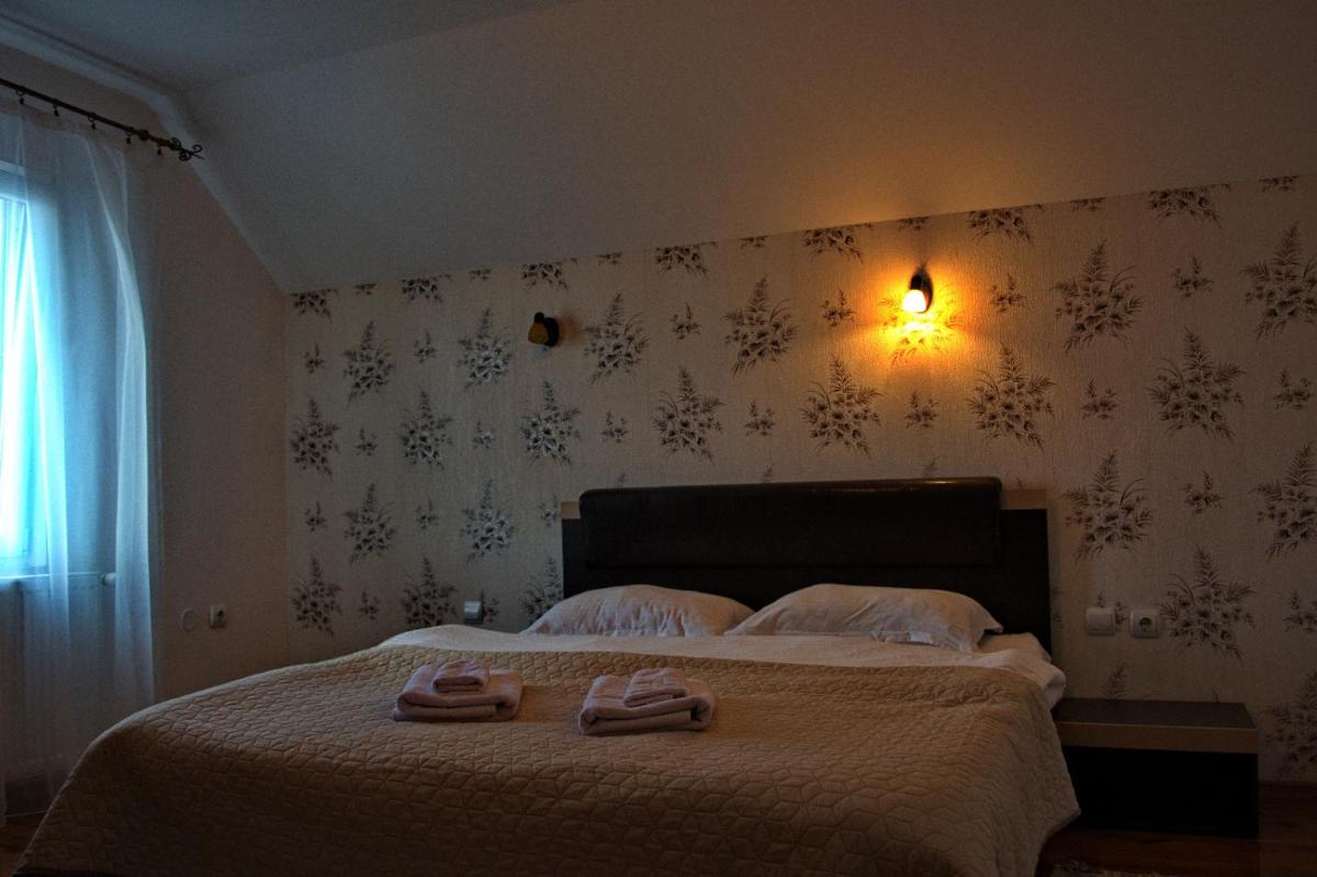 Casa Ade - Housity