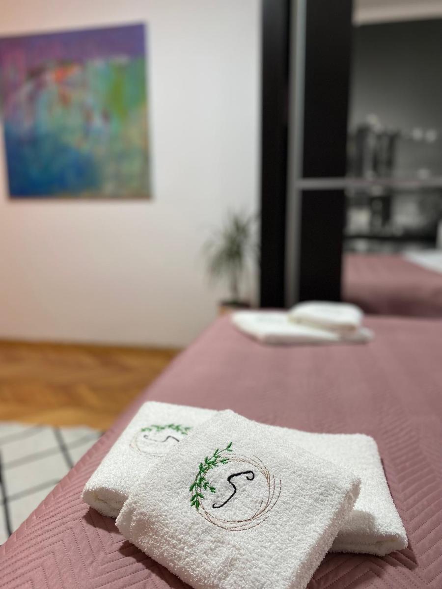 Sophie Apartment - Housity