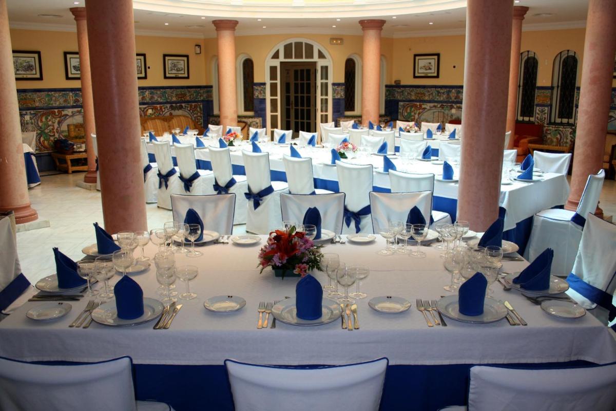 Hotel Cristina - Housity