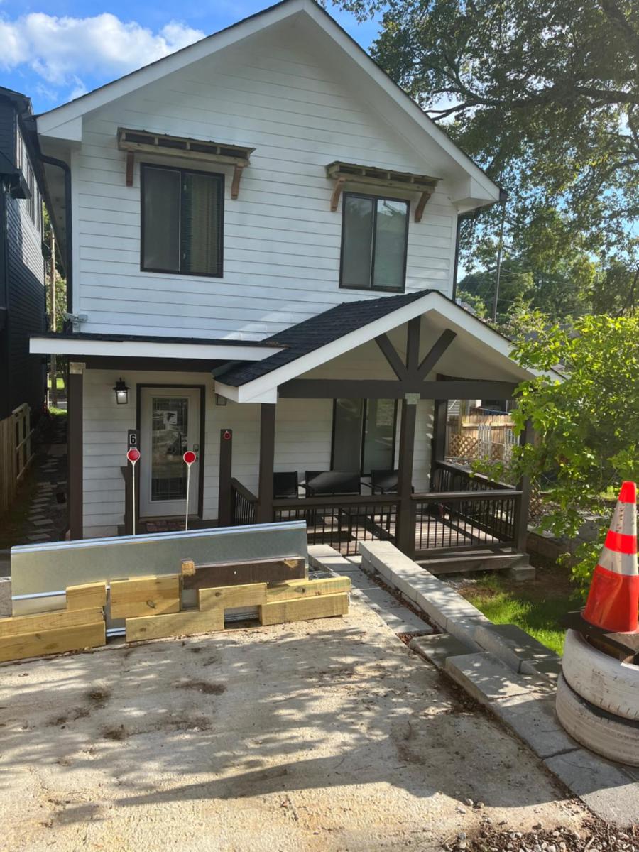 Atlanta Unit 2 Room 1 - Quiet Private Bedroom Private Bathroom Suite - Housity