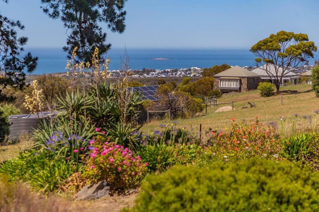 COASTVIEW- Stunning views over Port Elliot - Housity