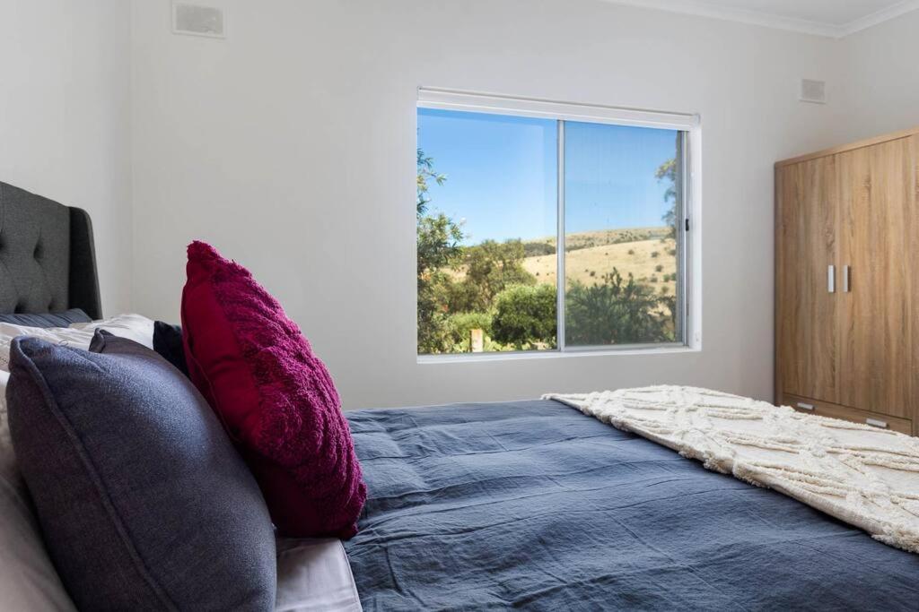 COASTVIEW- Stunning views over Port Elliot - Housity