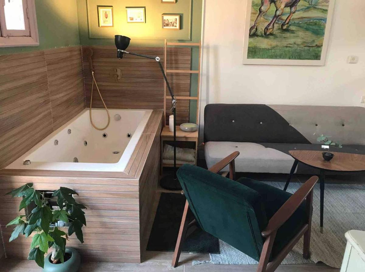 Boutique suites in the old city - Housity