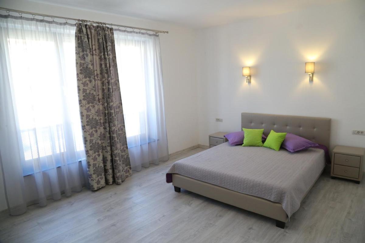 Ansamblul rezidential Phoenix - Housity