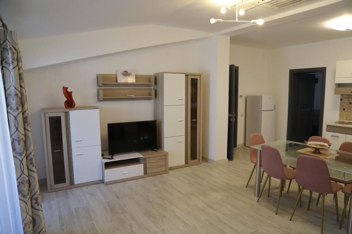 Ansamblul rezidential Phoenix - Housity