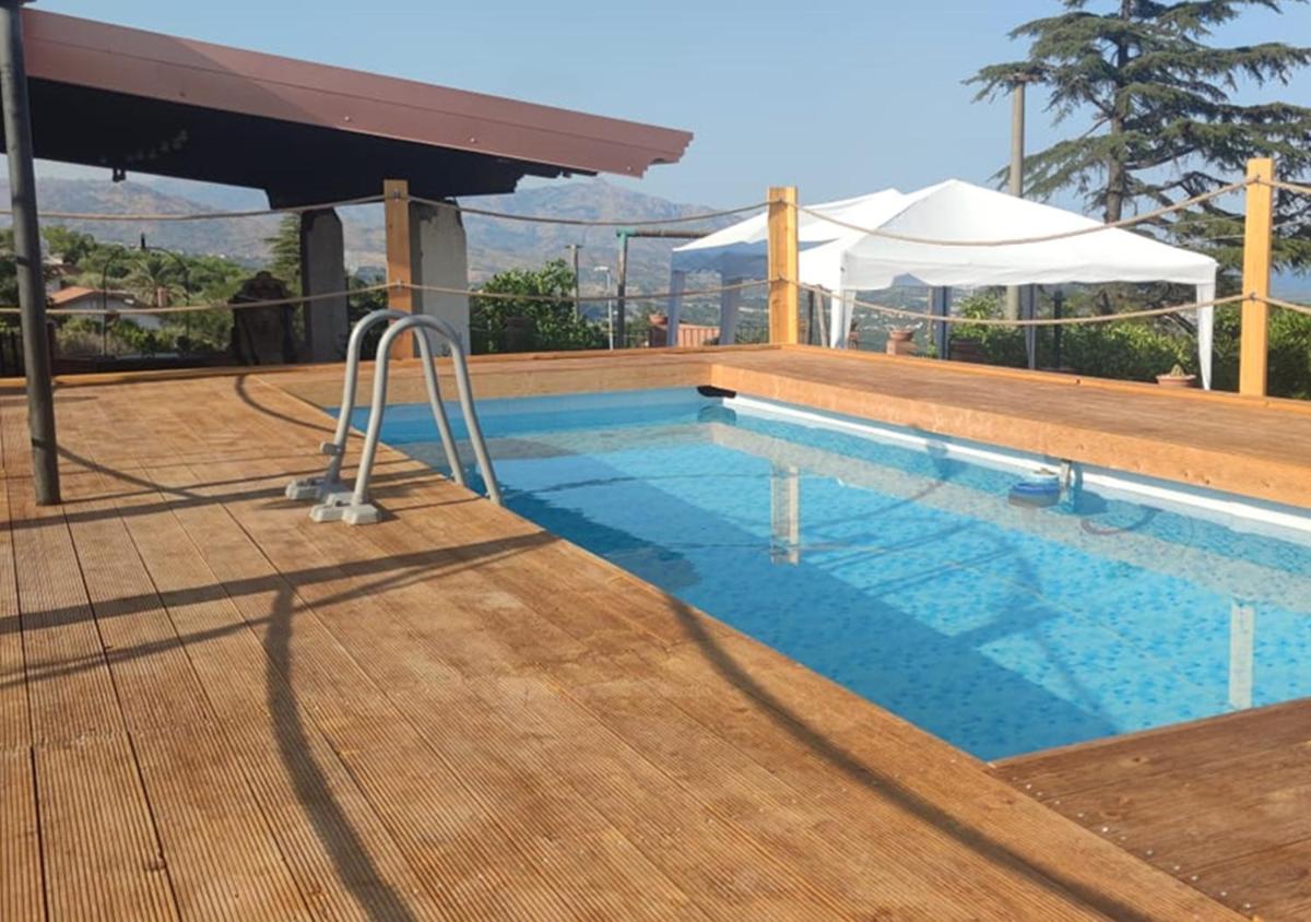 Peri Peri Guest House - Housity