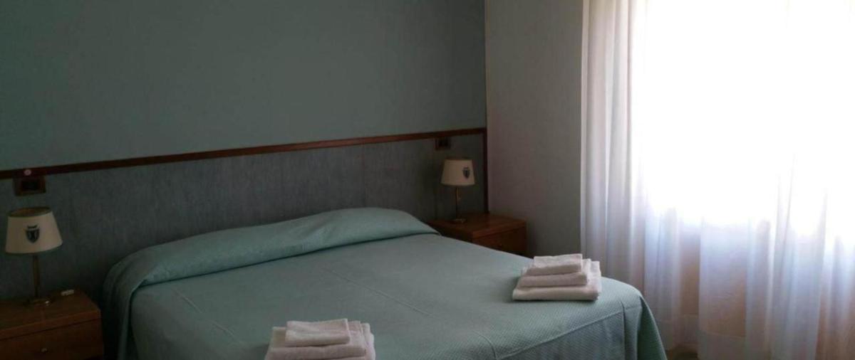 Hotel Redi - Housity