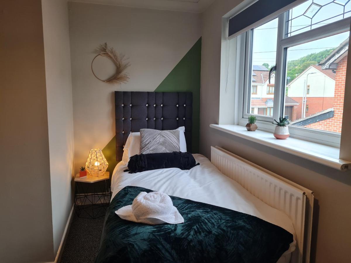 BIKE PARK WALES HOME 3 bedroom near Brecon Beacons National Park - Housity