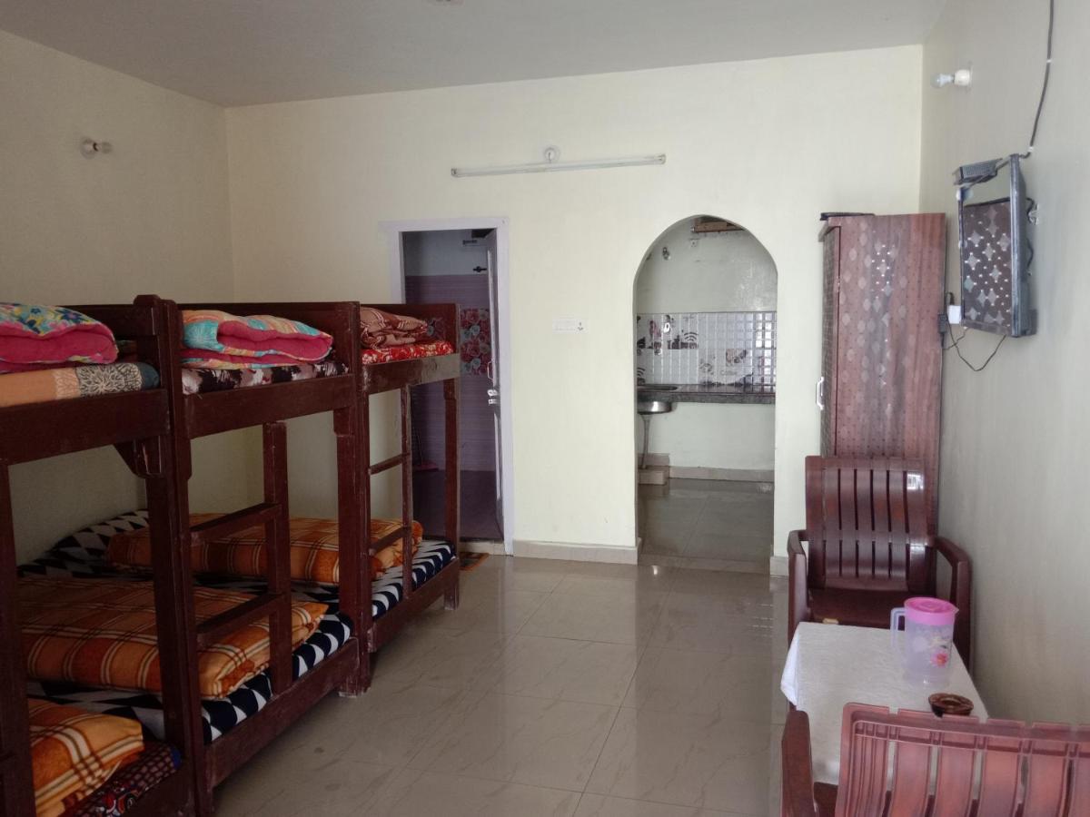 Himalayan Dalhousie Home Stay - Near Panchpula Water Fall - Housity