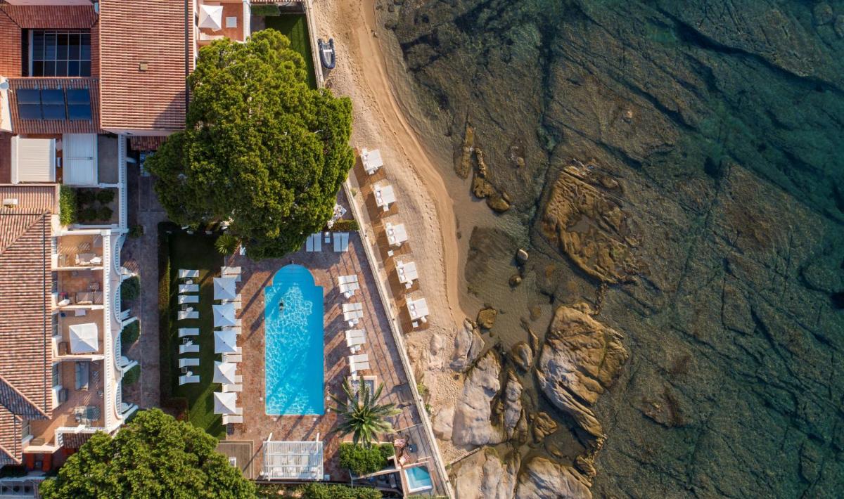 Piscine de l'établissement Hôtel Les Mouettes - Teritoria ou située à proximité