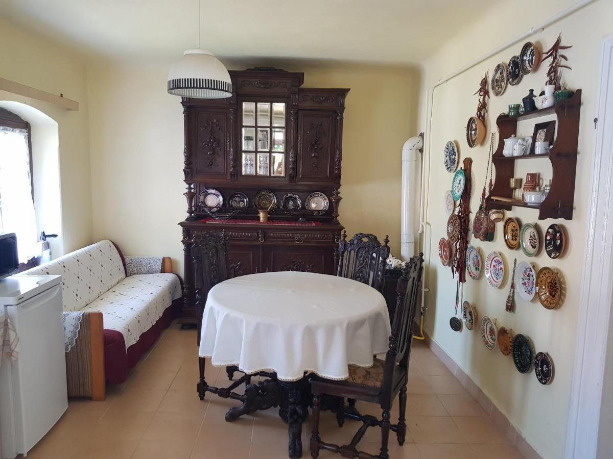Antalóczy Cottage - Housity