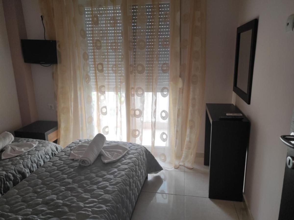 Hotel Louiza - Housity