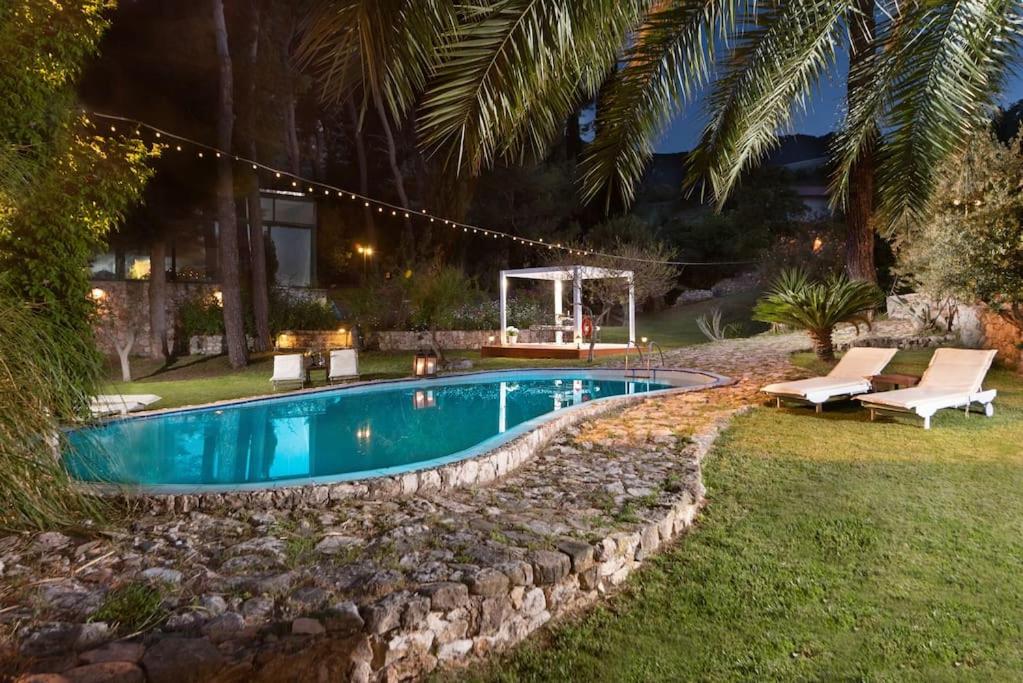 Suitetrails - 3 BD Luxurious villa with agriculture surroundings