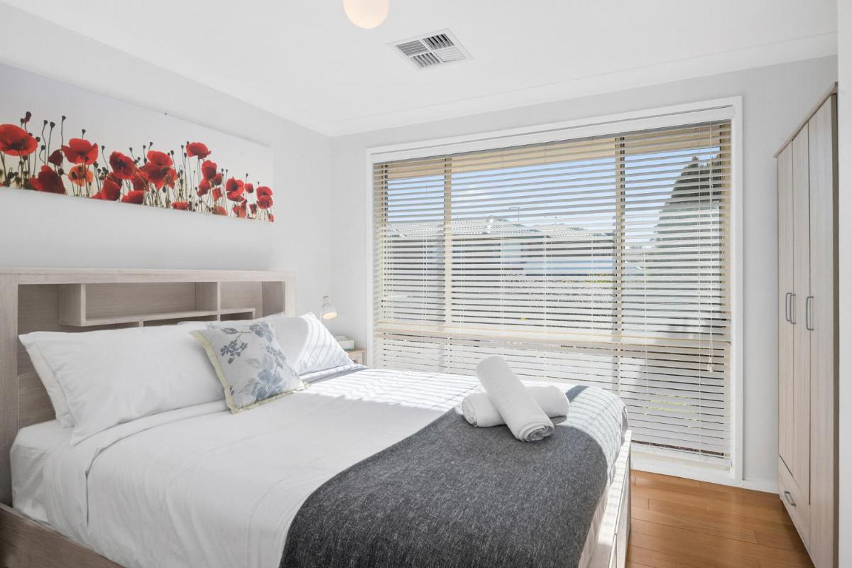 The Scotty House - Charming 3-Bed Home With Garden - Housity