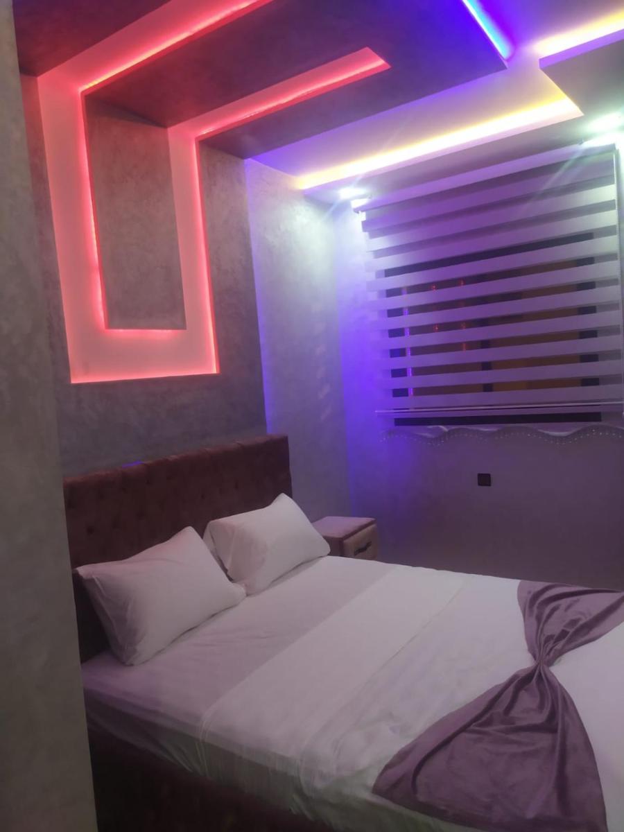 Calairis House - Housity