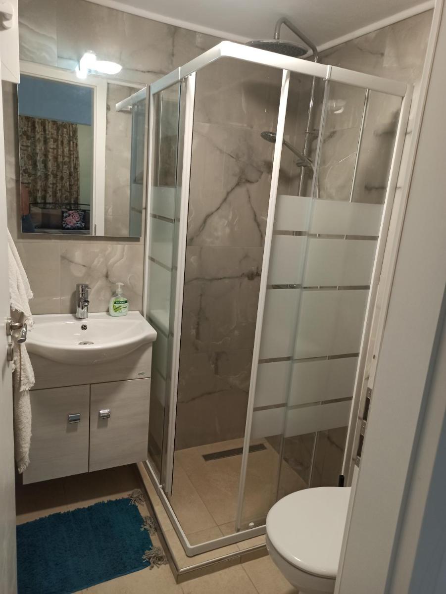 Christos beach apart - Housity