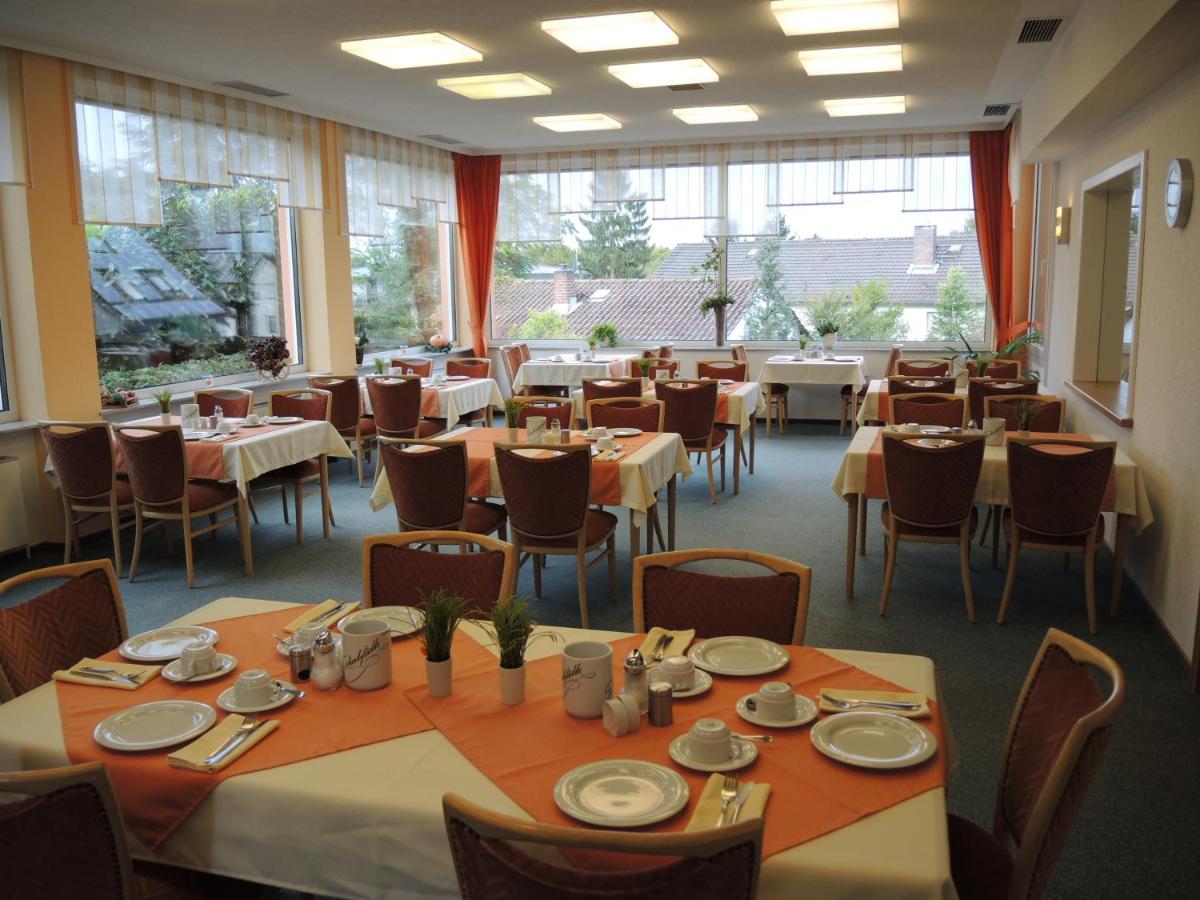Hotel Malchen Garni - Housity