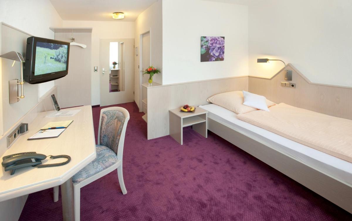 Hotel Malchen Garni - Housity