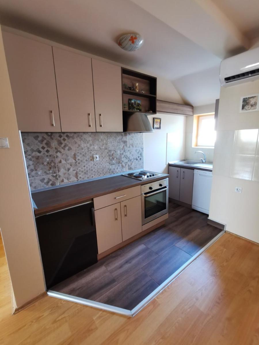 Apartman Stanimirović - Housity