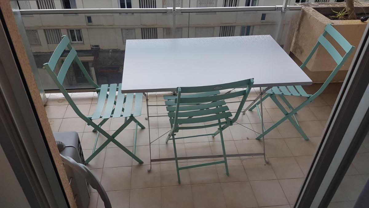 studio 3 personnes proche tram et bus - Housity