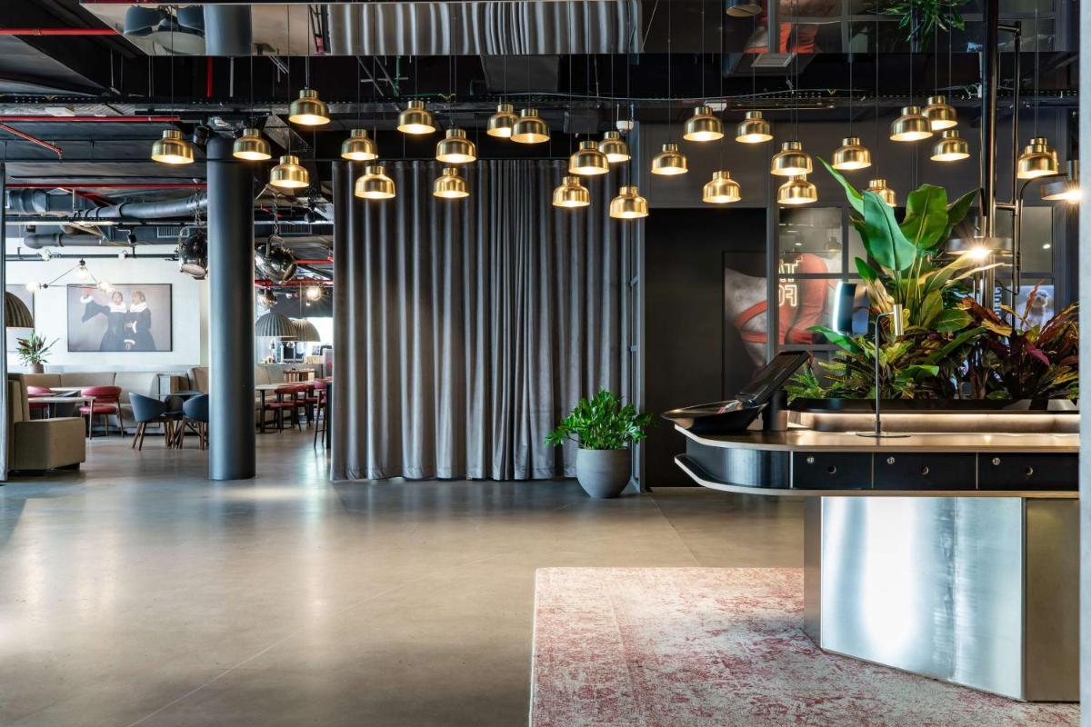 Suitetrails - Radisson RED Brussels