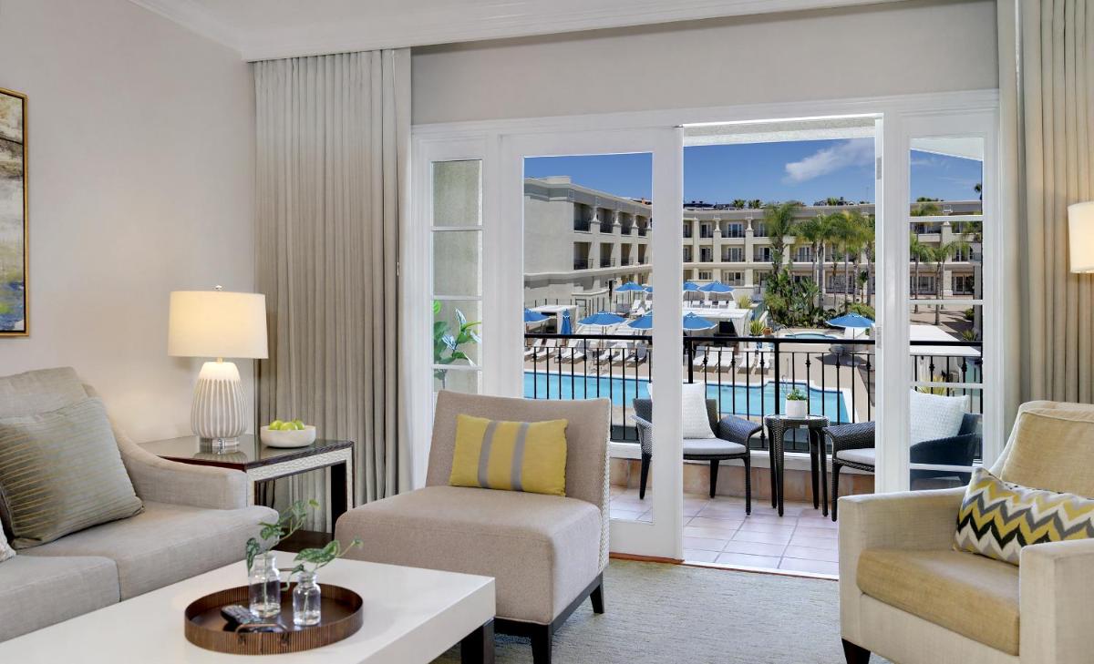 Balboa Bay Resort - Housity