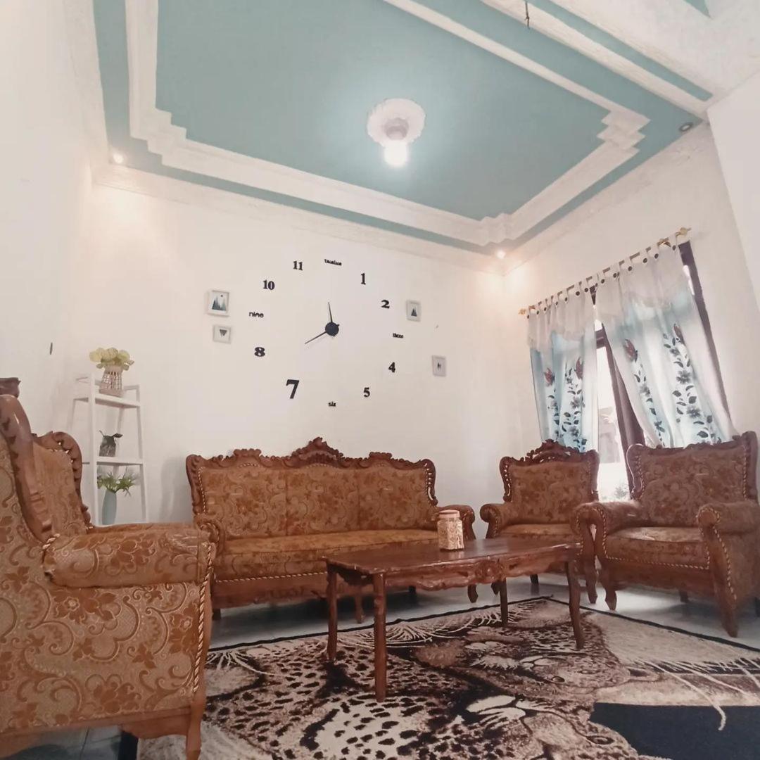Godieng Villa - Housity