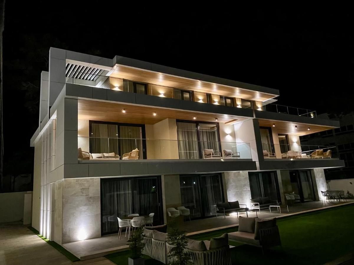 Gold Wave Apartments - Housity