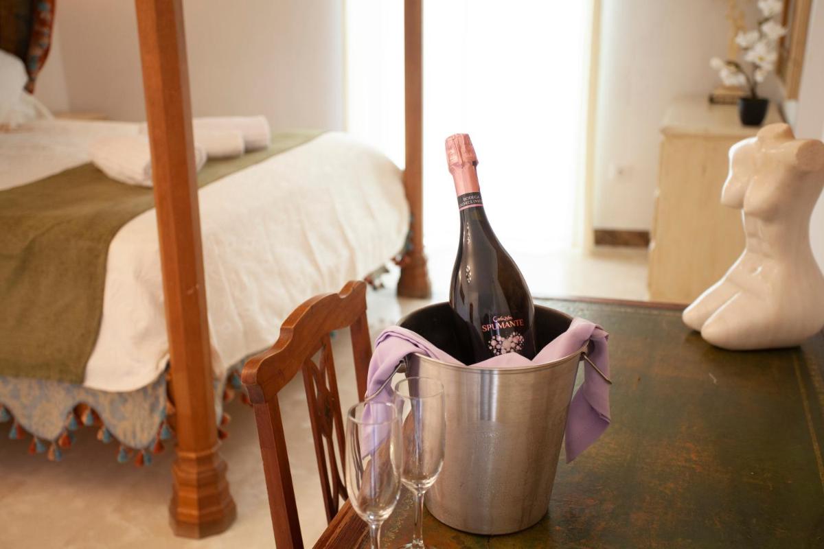 El Palacete de Cuevas - Housity