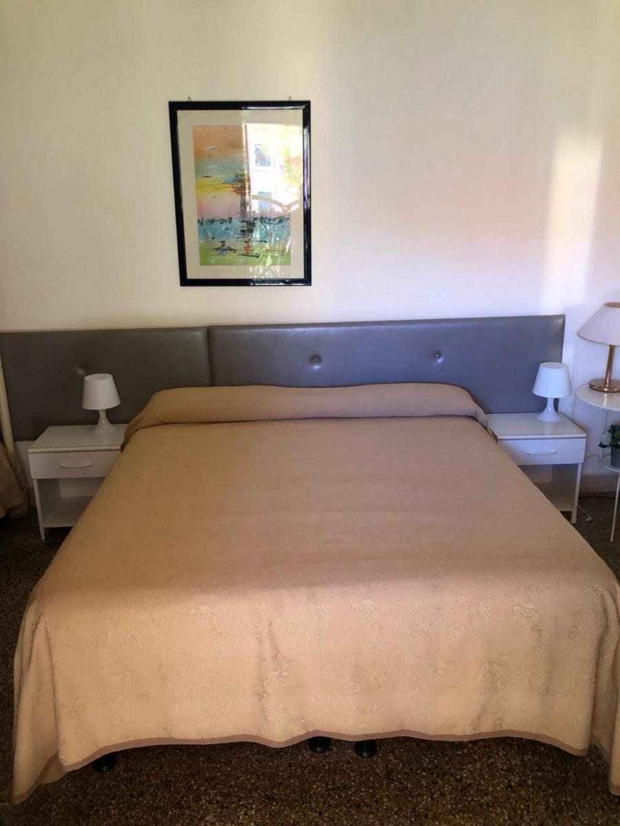 Hotel Azzurro - Housity