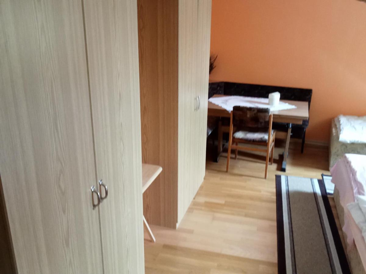 Übernachtungszimmer 2 - Housity