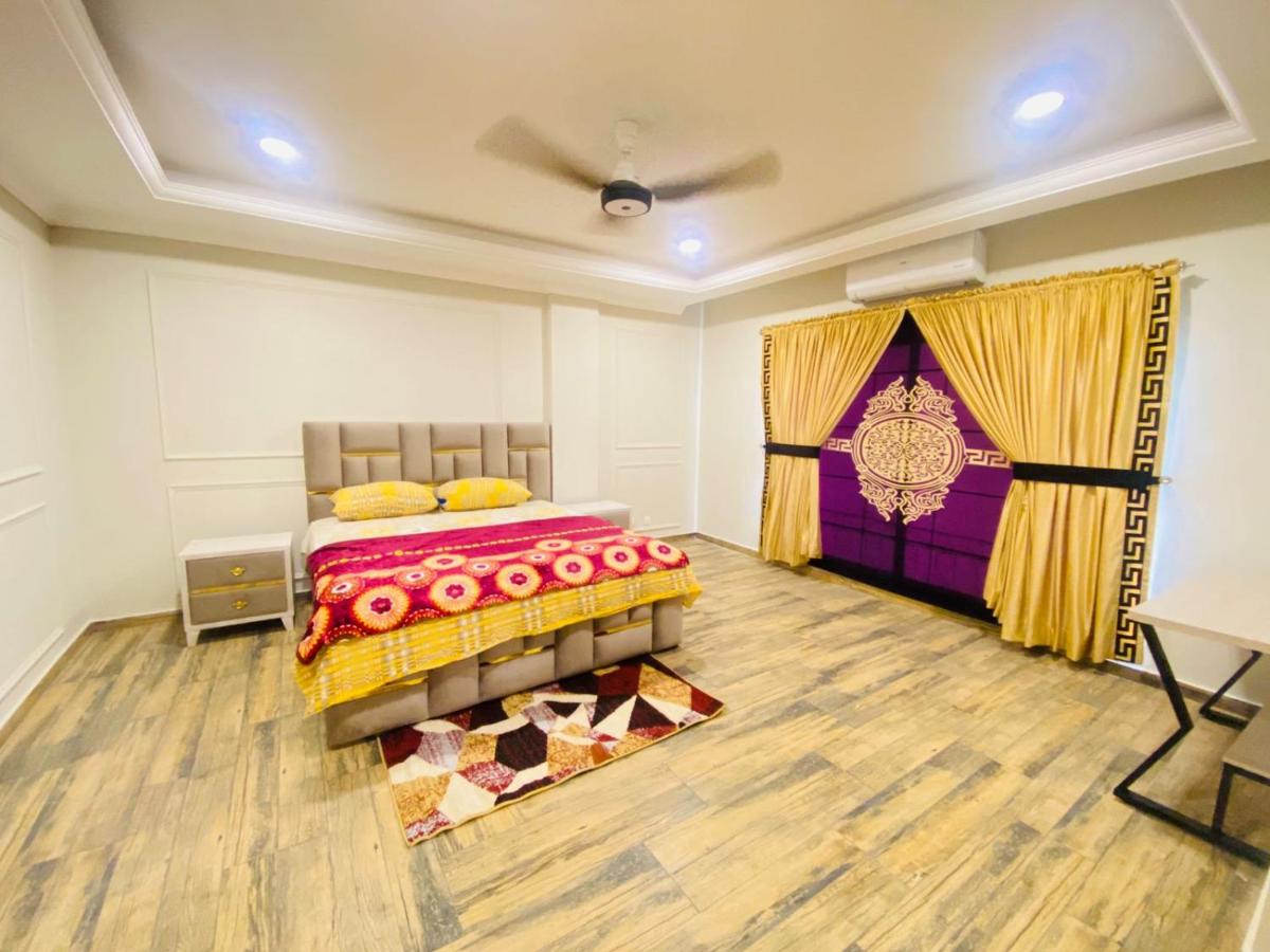 Suitetrails - Holidazzle Serviced Apartments Bahria Town