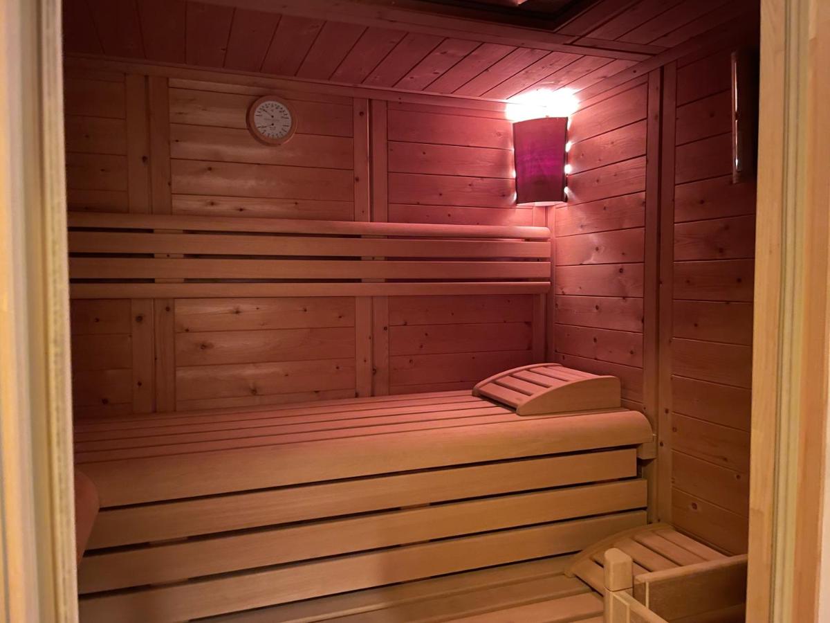 Schöne Wohnung mit Pool und Sauna zum Wohlfühlen - Hizvo