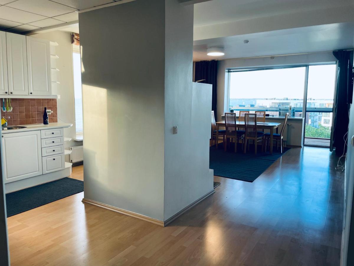 Suitetrails - Tallinn Seaside Apartment
